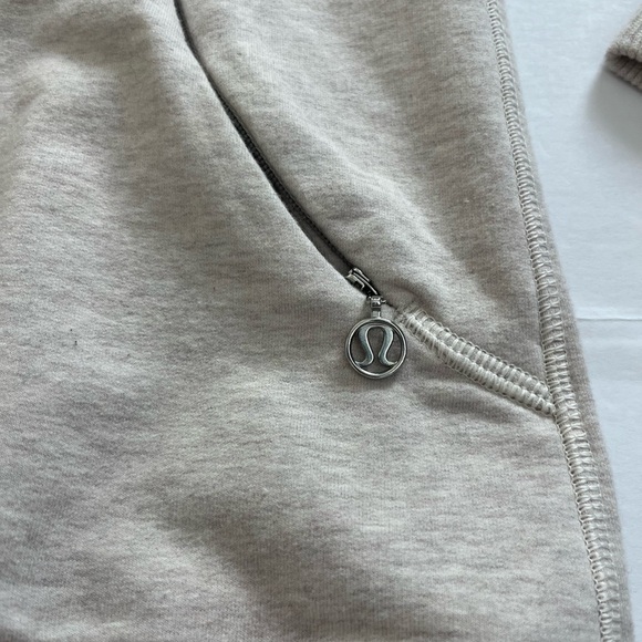 Lululemon Run Rest Day Pullover Size 6 Beige Cowl Neck - Picture 3 of 8